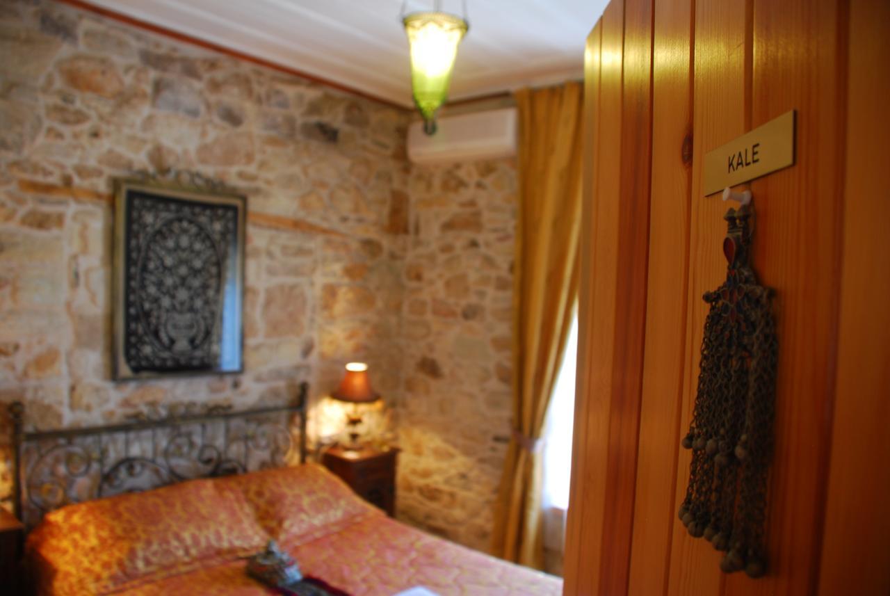 Foca Antik Otel Esterno foto